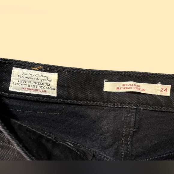 Levi’s Ribcage Bootcut Jeans - Picture 2 of 5